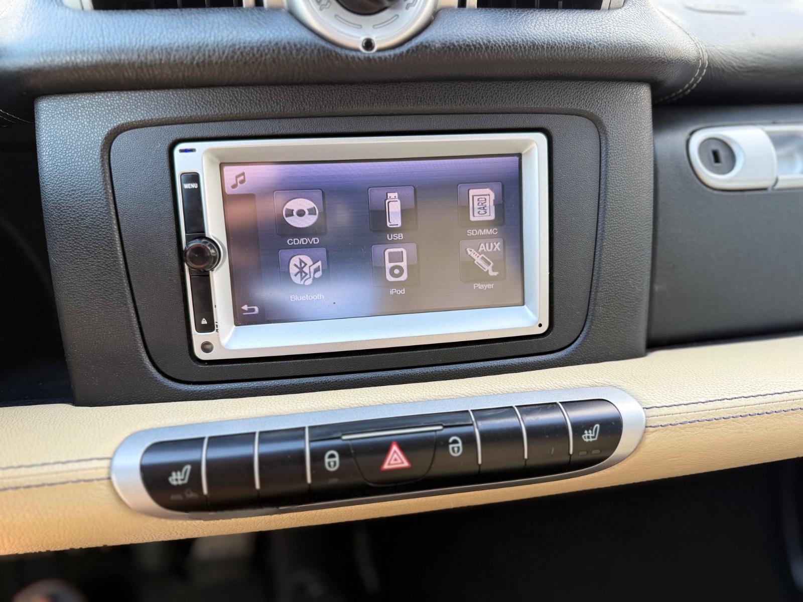 Smart ForTwo fortwo cabrio Brabus Leder SHZ NAVI USB