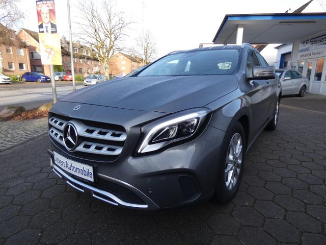 Mercedes-Benz GLA 180 7G-DCT Navi LED SHZ PDC Teilleder Tempom