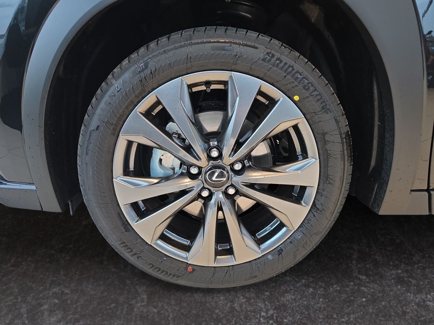 Lexus UX - Bild 17