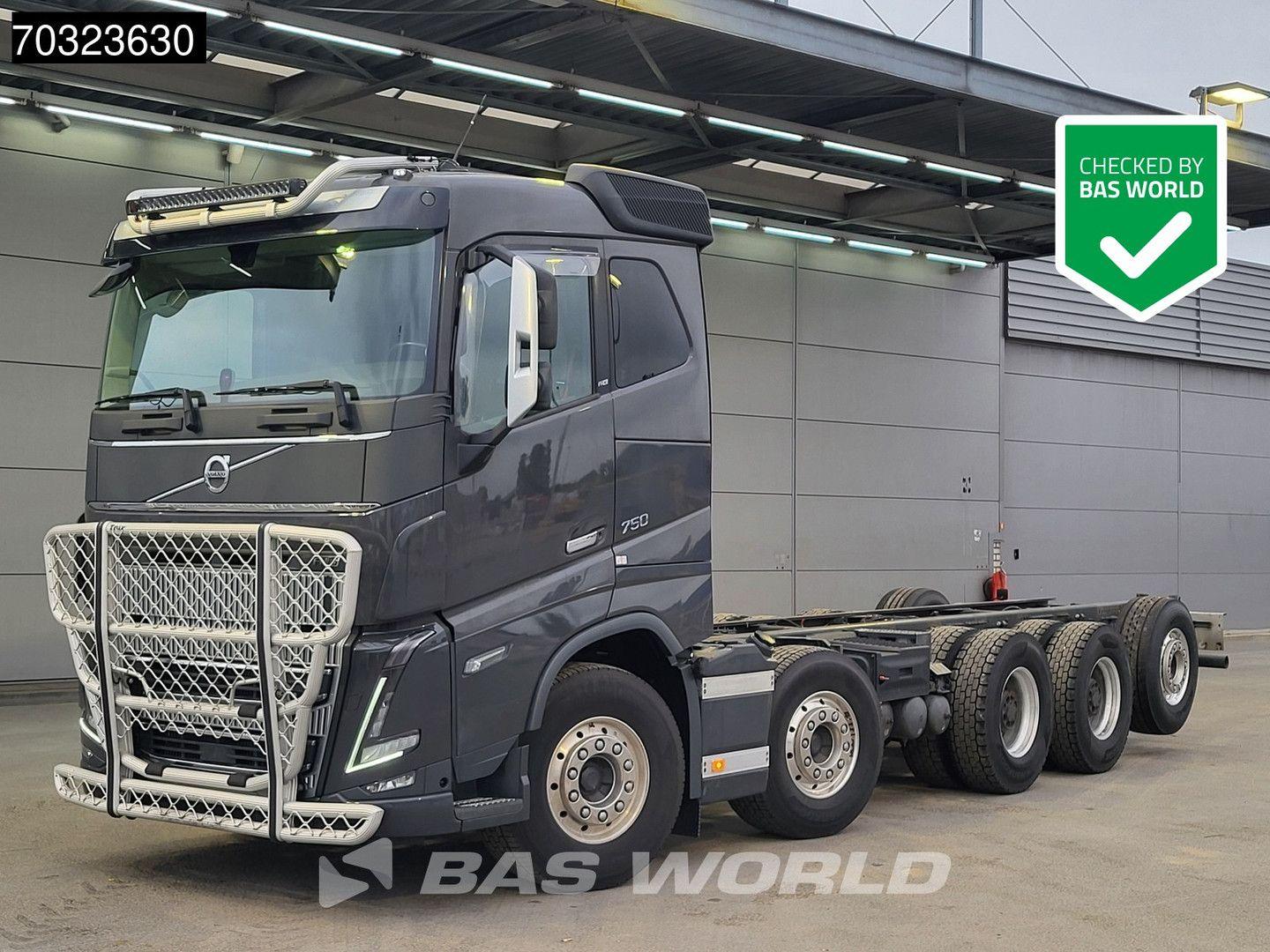 Volvo FH 750 10X4 Full Air suspension 10x4 chassis Lif