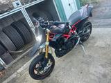 Aprilia Dorsoduro 900 - APRILIA DORSODURO 900