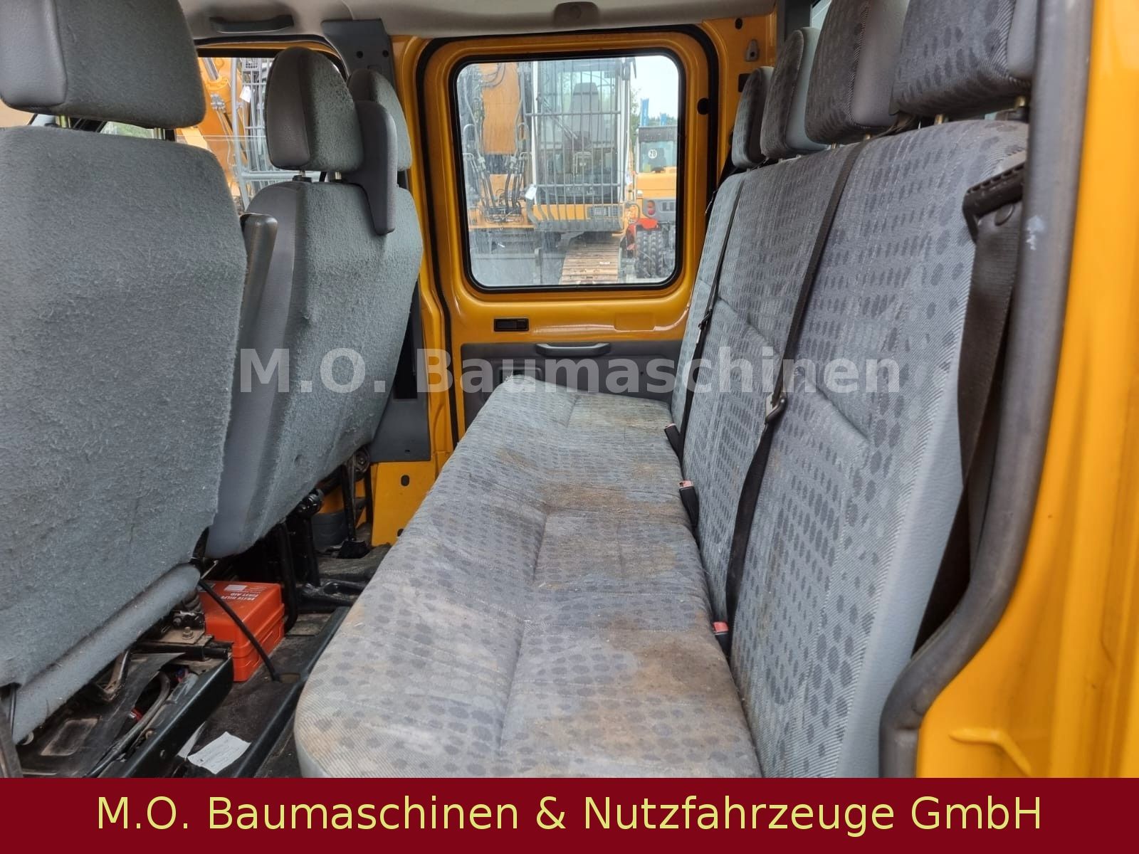 Fahrzeugabbildung Ford Transit Pritsche FT 350 EL /  DOKA / AC /