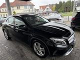 Mercedes-Benz GLA 200 Panorama Kamera Memory AHK Navi Xenon - Mercedes-Benz in Bielefeld: Gla
