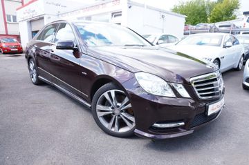 Mercedes E 300 - 1