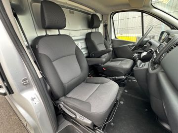Renault Trafic - 12