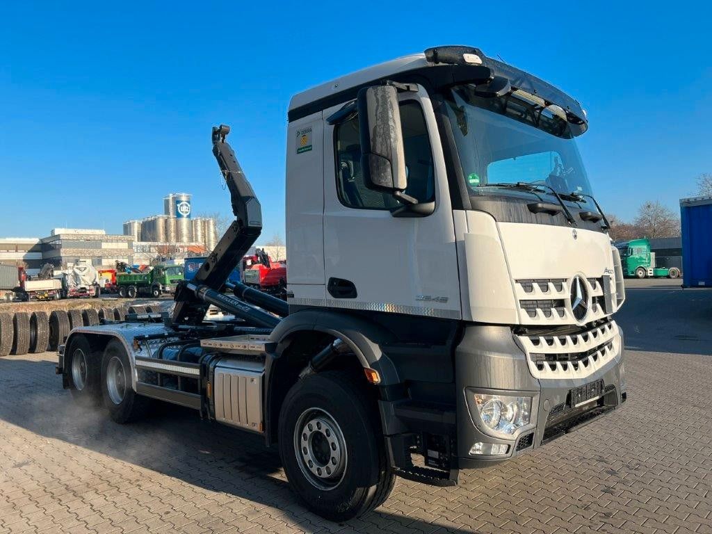 Fahrzeugabbildung Mercedes-Benz Arocs 3351 MEILLER RS 21.60 / Winterdienst 9t.VA