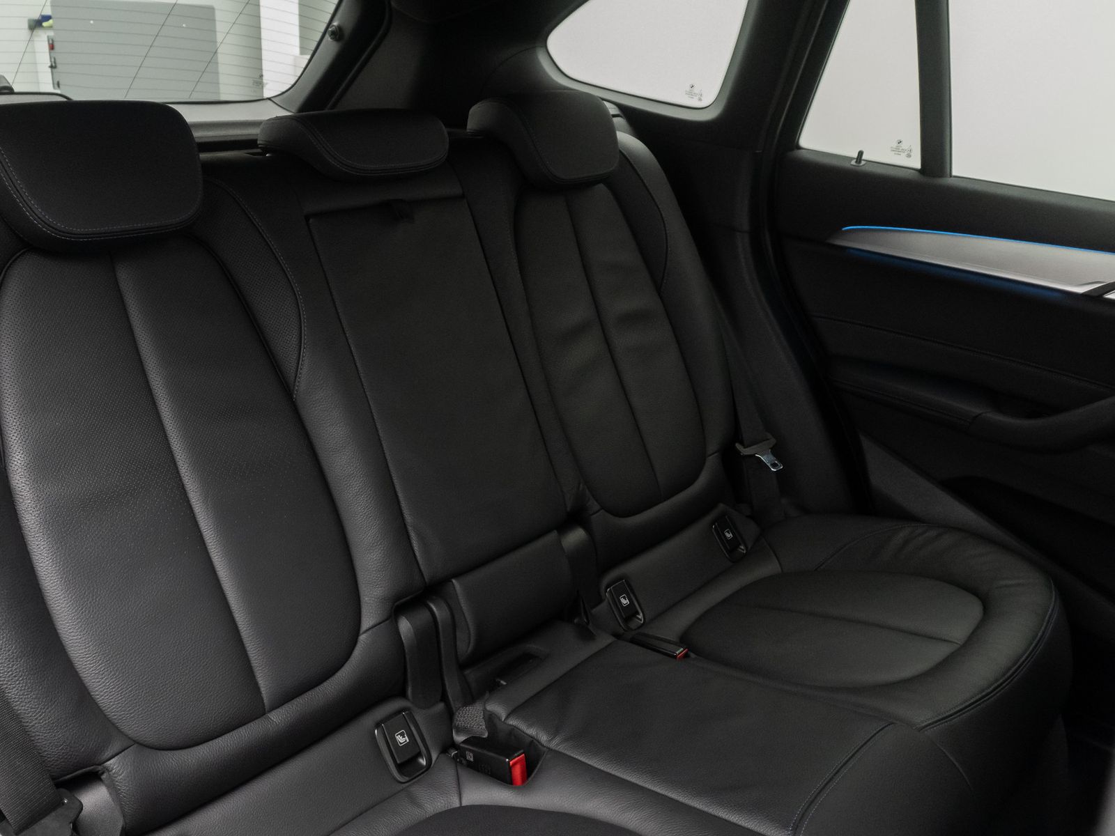 Fahrzeugabbildung BMW X1 xD25e M Sport Kamera AHK DAB Alarm H/K 19Zoll