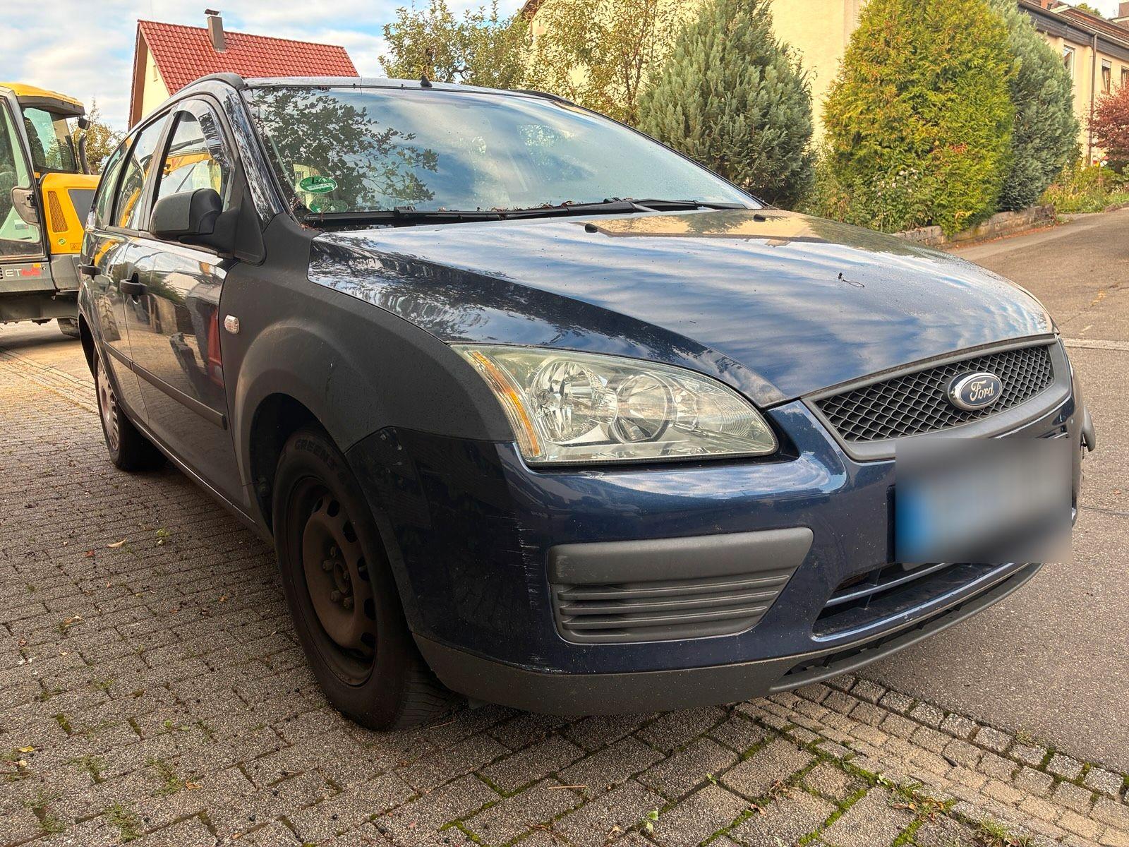 Ford Focus 2006 — interior