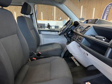 Volkswagen T6 Caravelle *1. Hand*Klima*Standhzg*8 Sitzer*