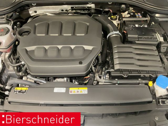 Volkswagen Golf 8 GTI 2.0 TSI DSG Black 19 AHK MATRIX PANO foto 23