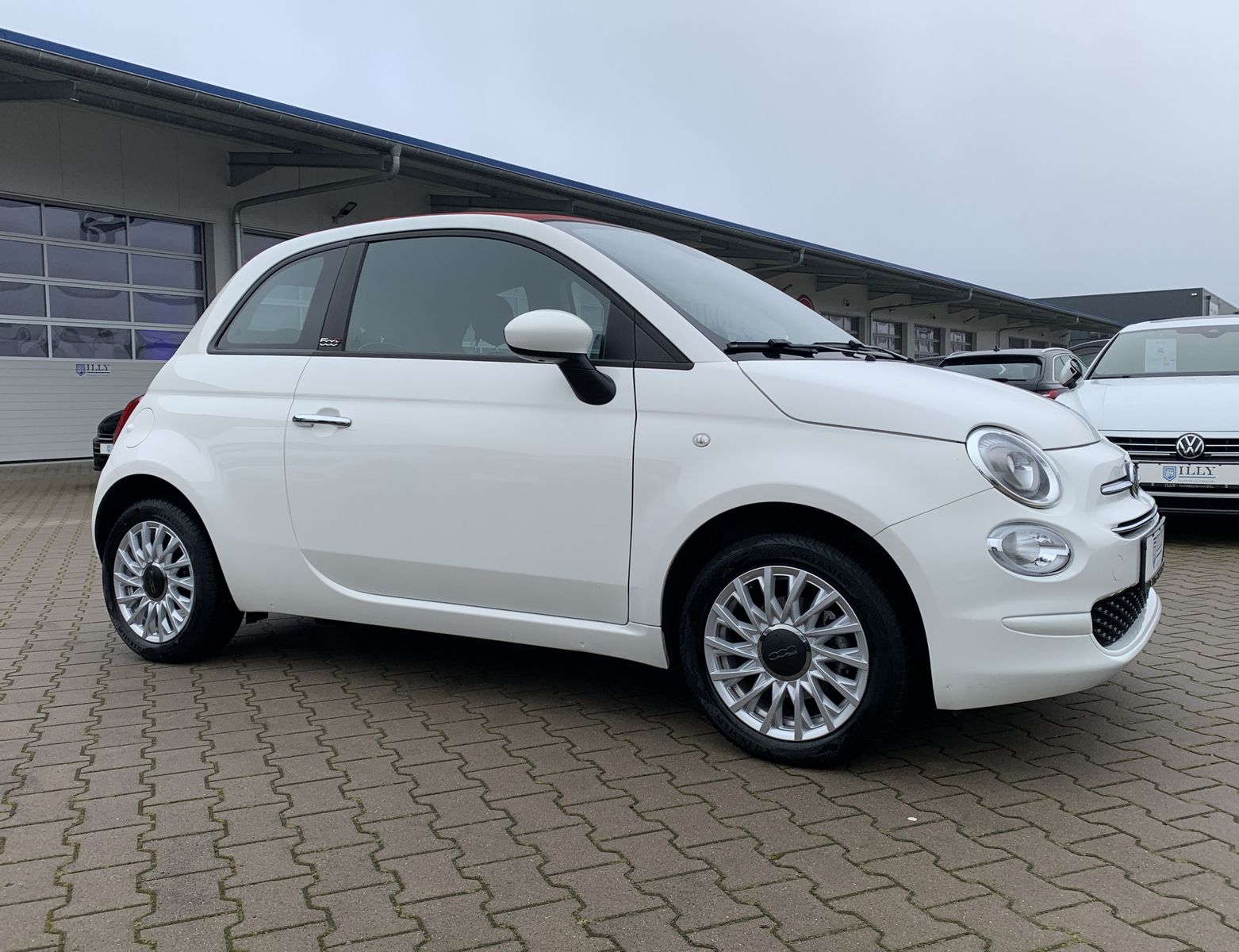 Fahrzeugabbildung Fiat 500C 1.2 Lounge*Klima*Temp*PDC*CarPlay*