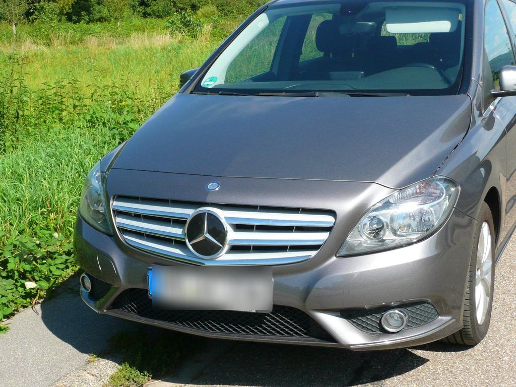 Mercedes-Benz B 180