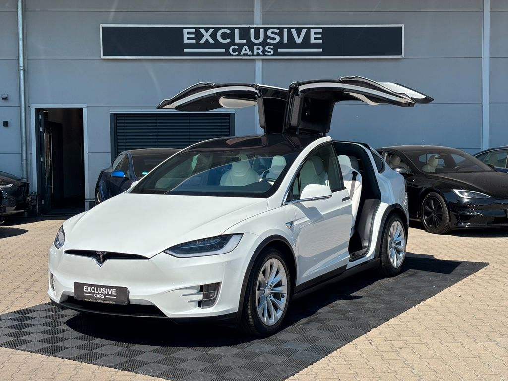 Image of Tesla Model X