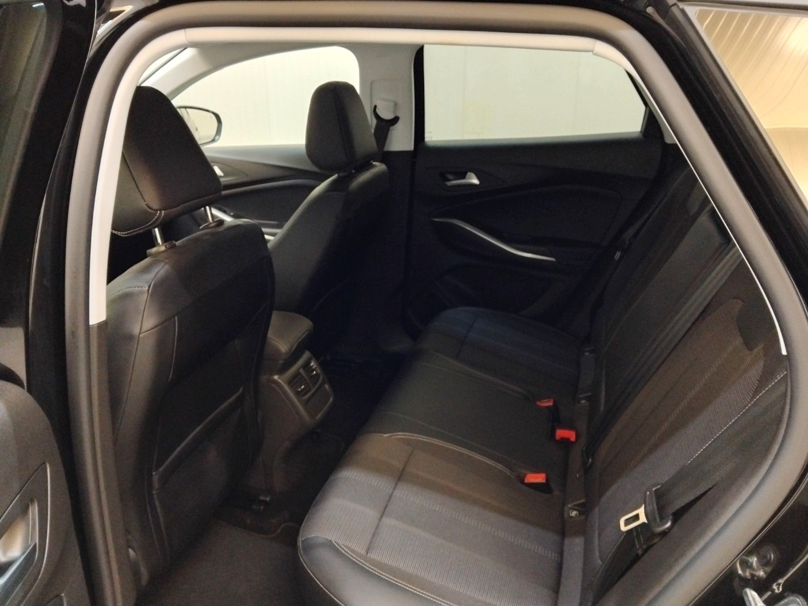 Opel Grandland X (06/2026, Benzin)