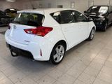 Toyota Auris Executive/AHK/Kamera/Navi/Klima/TÜV neu - Toyota Auris mit Diesel-Antrieb