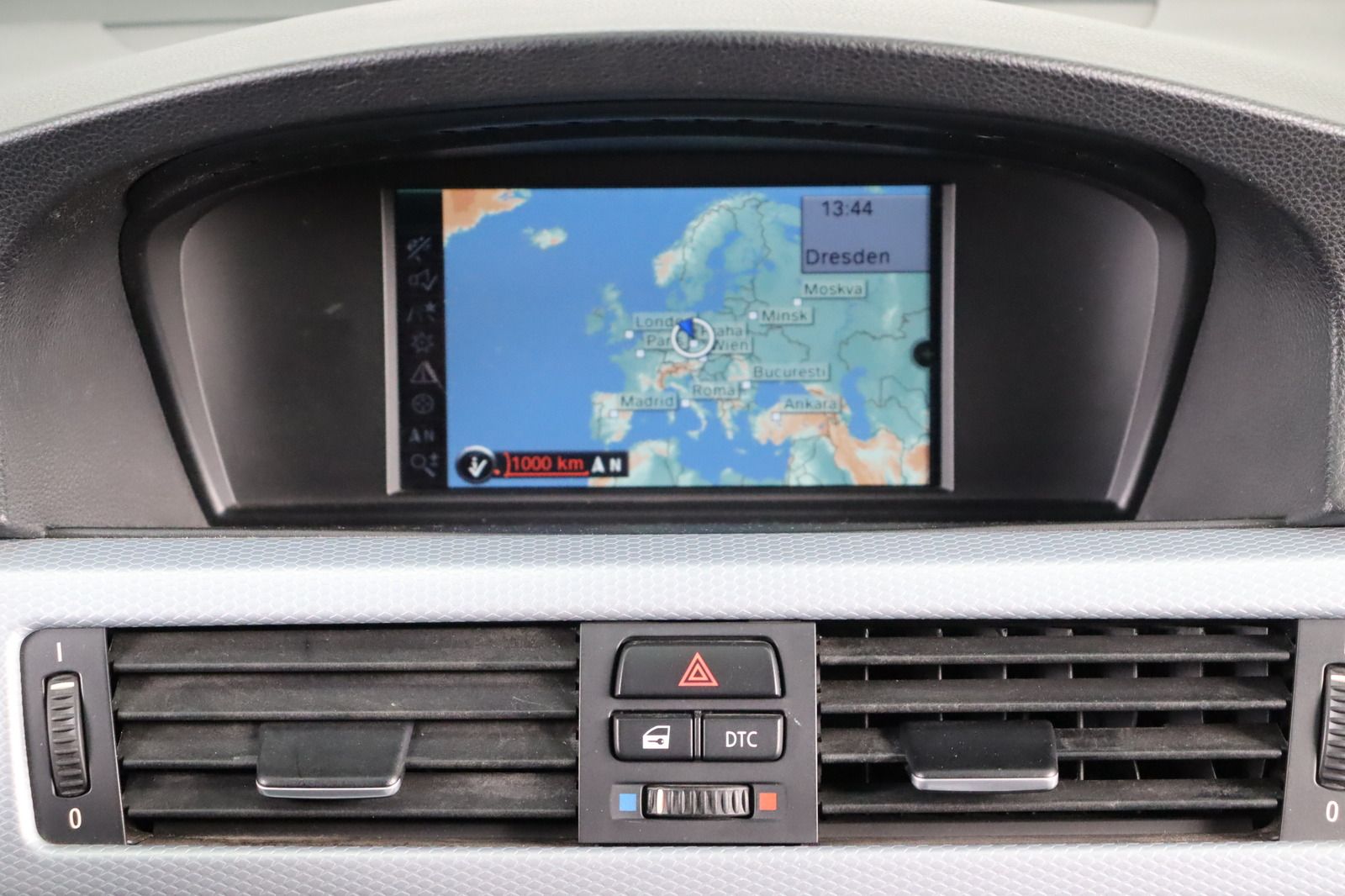 Fahrzeugabbildung BMW 320 d xDrive M-Paket * Xenon * Navi * Alcantara