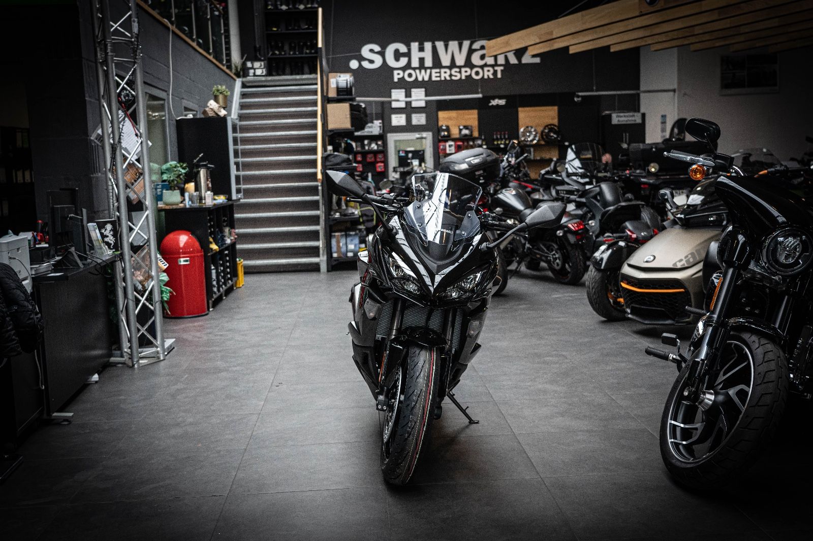 Fahrzeugabbildung Kawasaki Ninja 1100SX 2025er Modell sofort verfügbar
