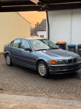 BMW 320i Limousine E46 - BMW 320 aus 2000: E46