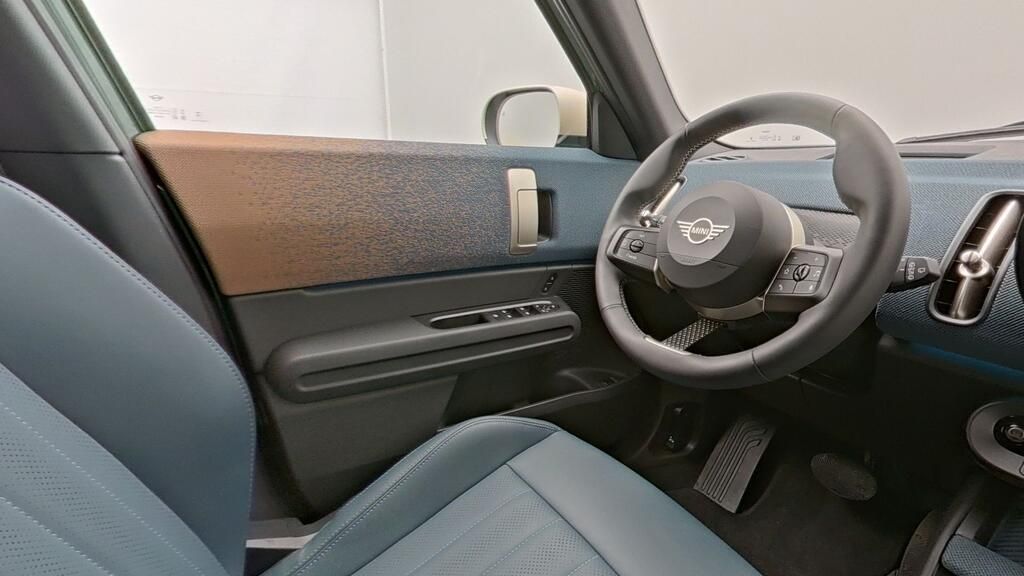 MINI Cooper C Countryman - Bild 11