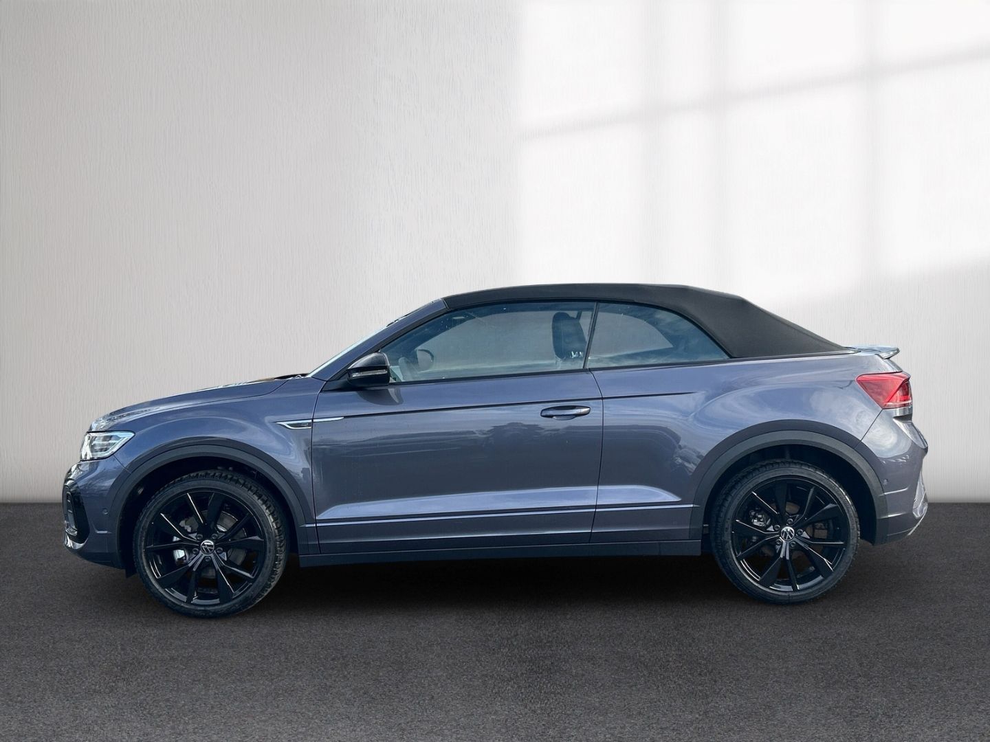 Volkswagen T-Roc Cabriolet 1.5 TSI DSG R-Line IQ.LIGHT AHK imagem 2