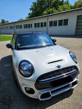 MINI Cooper S Cabrio JCW Kit  - weiße MINI Cooper S Cabrio