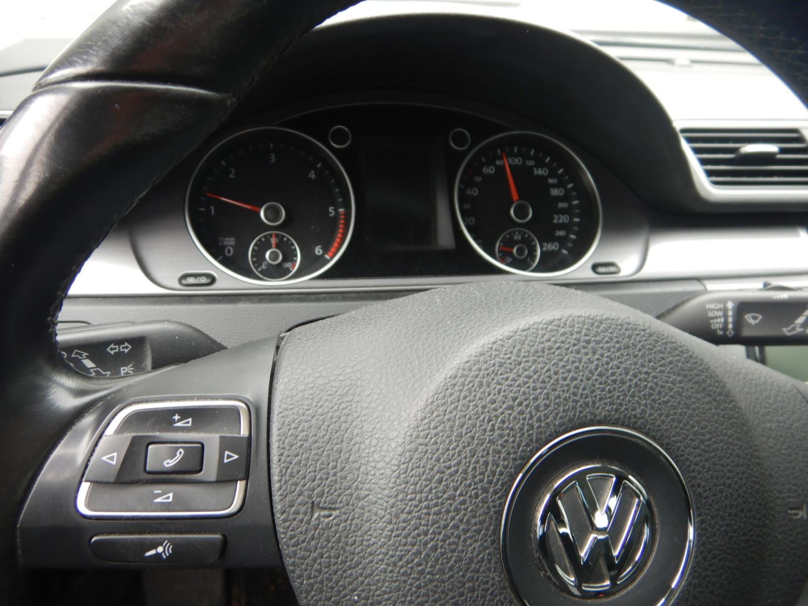 Volkswagen Passat 2013 — photo 8