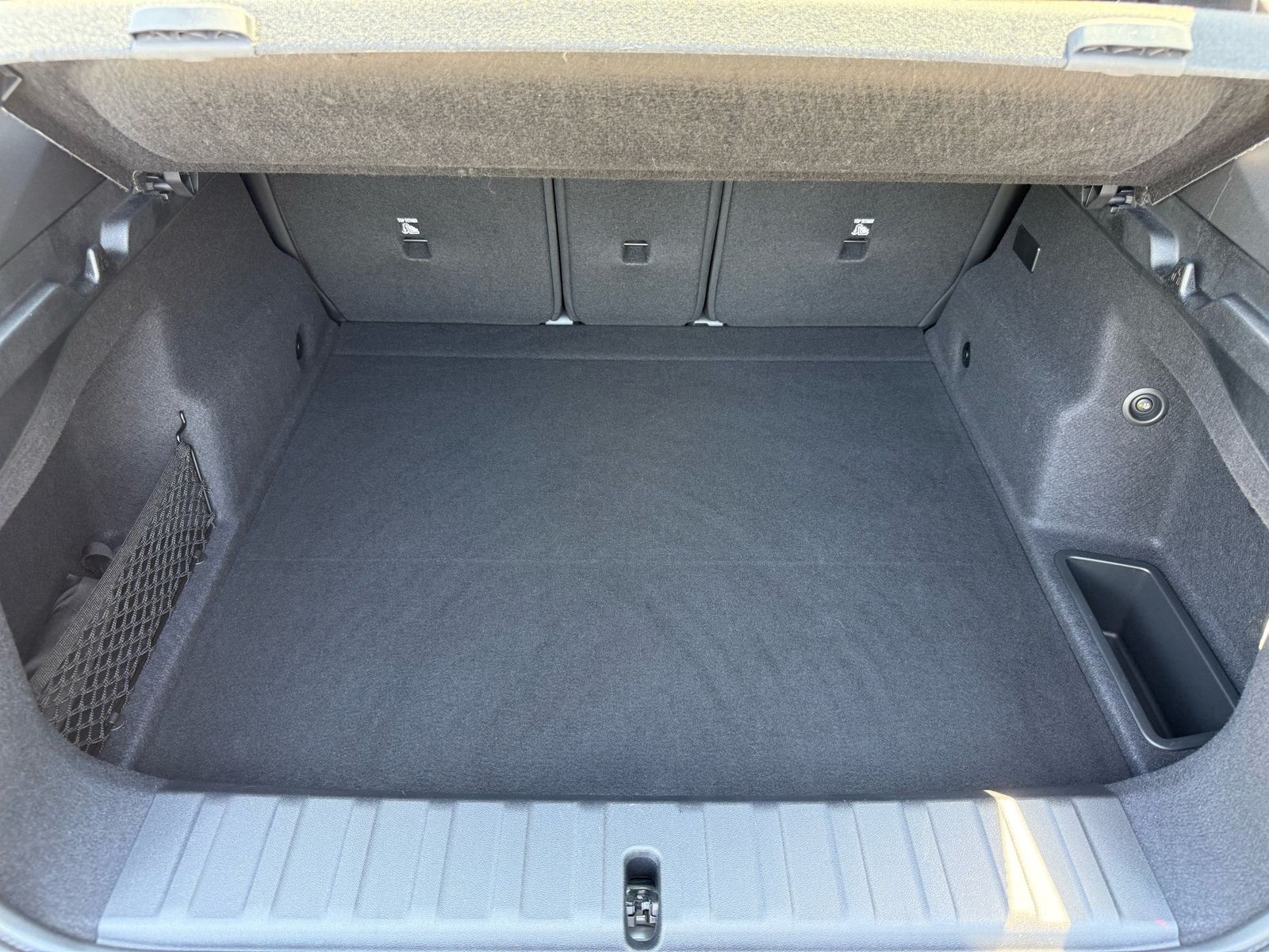 BMW iX2 - Bild 25