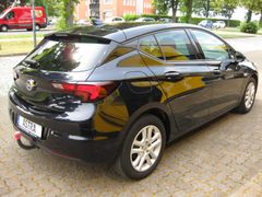 Fahrzeugabbildung Opel Astra K Lim. 5-trg. ON  AHK Navi AGR Kamera