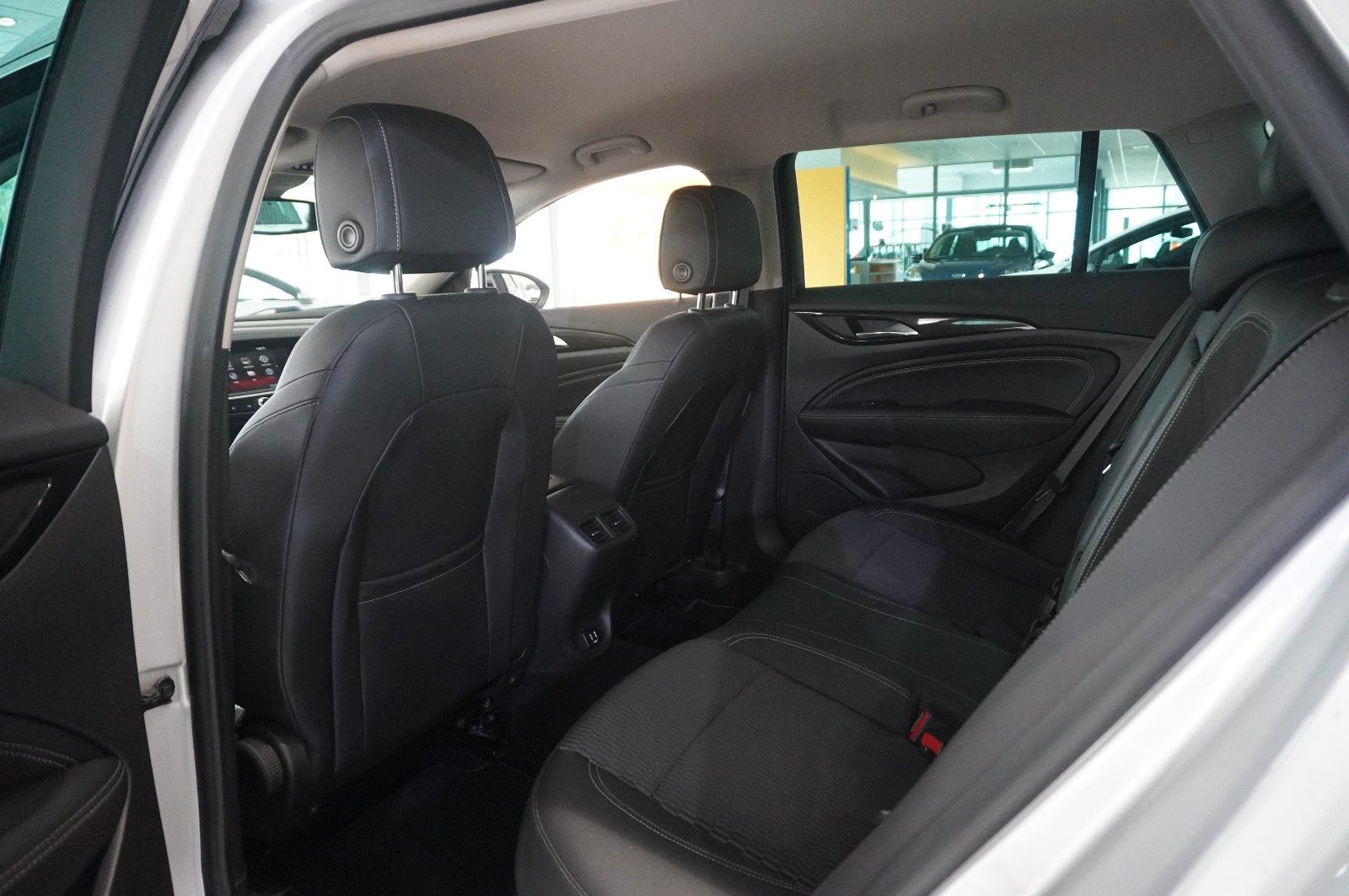Fahrzeugabbildung Opel Insignia B ST 1.5T DYNAMIC NAVI/LED/KAMERA/DAB+