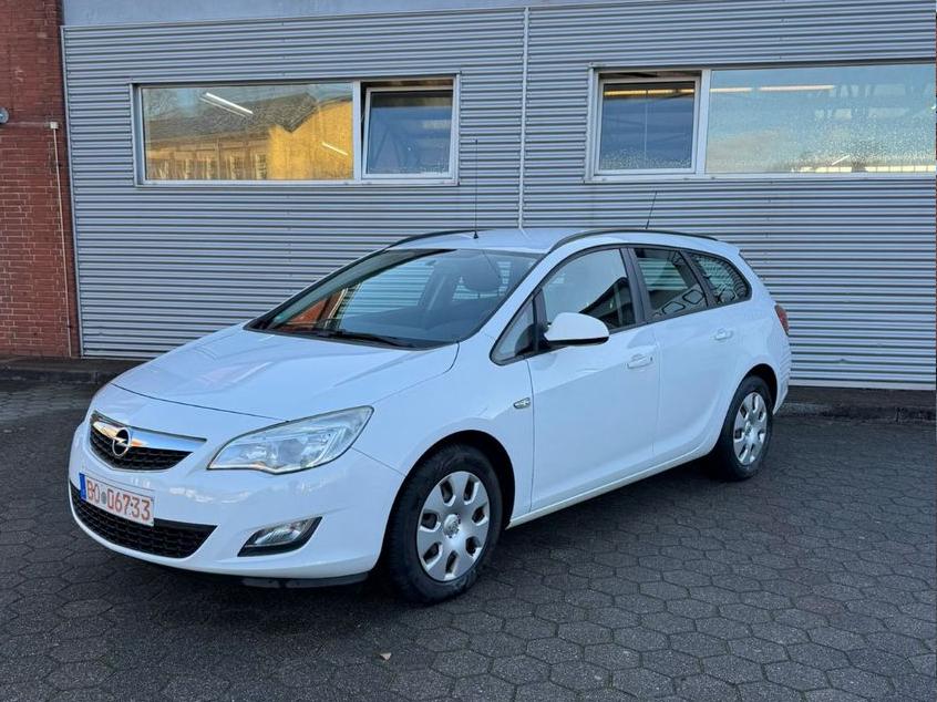 Opel Astra J Sports Tourer Selection