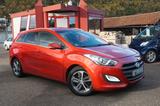 Hyundai i30 cw blue Premium*Klima*Sitz.H*Tempomat* - Hyundai i30 mit Diesel-Antrieb: Kombi