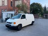 Volkswagen T4 Kombi ausgebaut