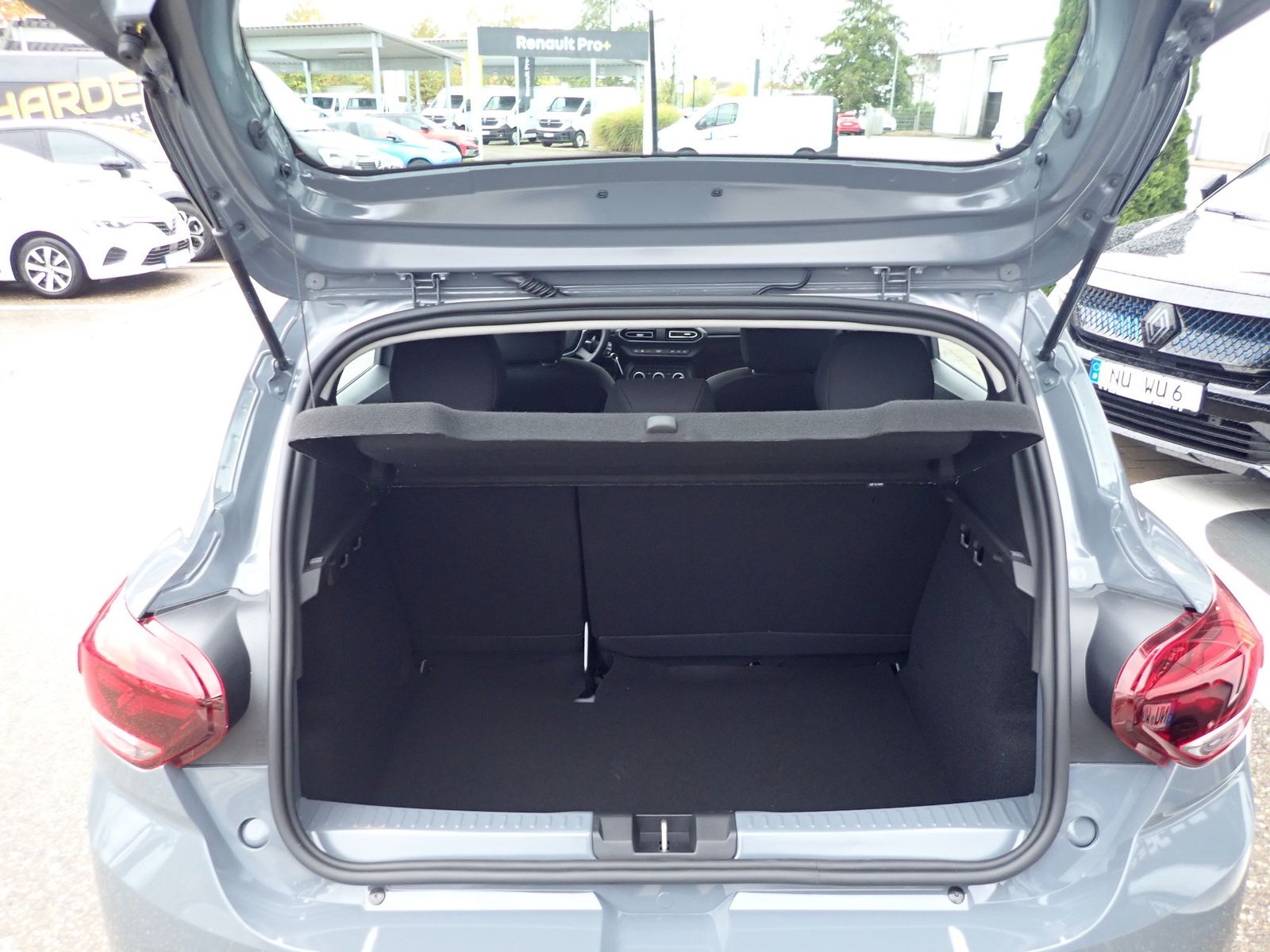 Fahrzeugabbildung Dacia Sandero Expression TCe 90