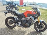 Yamaha MT-09 - YAMAHA MT 09