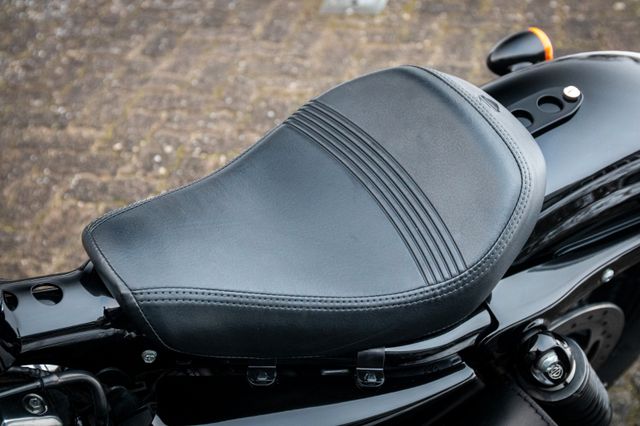 Fahrzeugabbildung Harley-Davidson XL1200X SPORTSTER FORTY-EIGHT - MILLER AUSPUFF-
