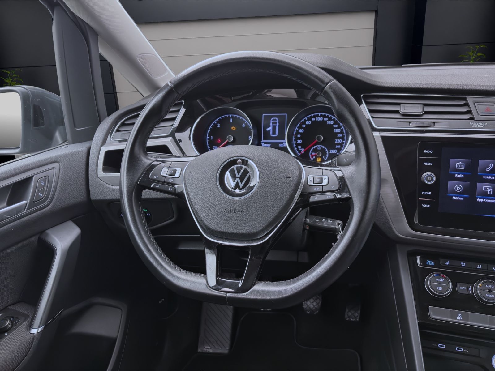 Volkswagen Touran - Bild 11
