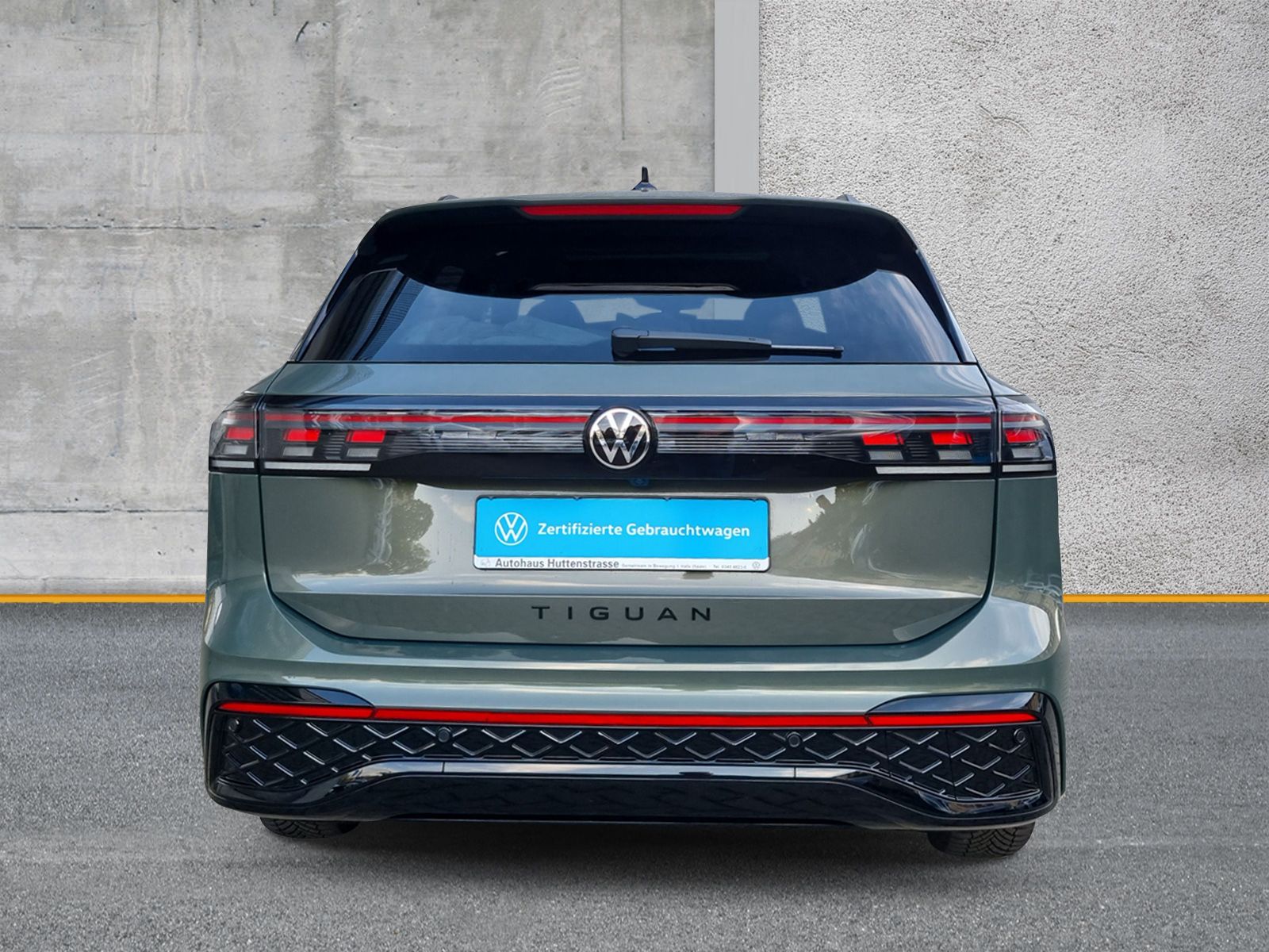 Volkswagen Tiguan 2.0 TDI DSG R-Line AHK PANO KAMERA foto 4