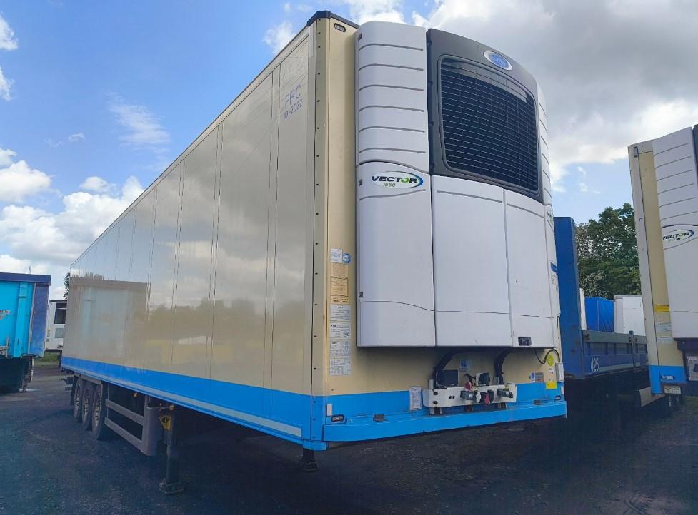 Schmitz Cargobull SKO24 / Kühlkoffer Doppelstock Vector 1550