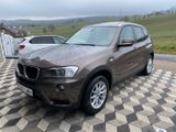 BMW X3 xDrive 20 dA 1.HAND PANORAMA XENON AHK - BMW X3: Braun