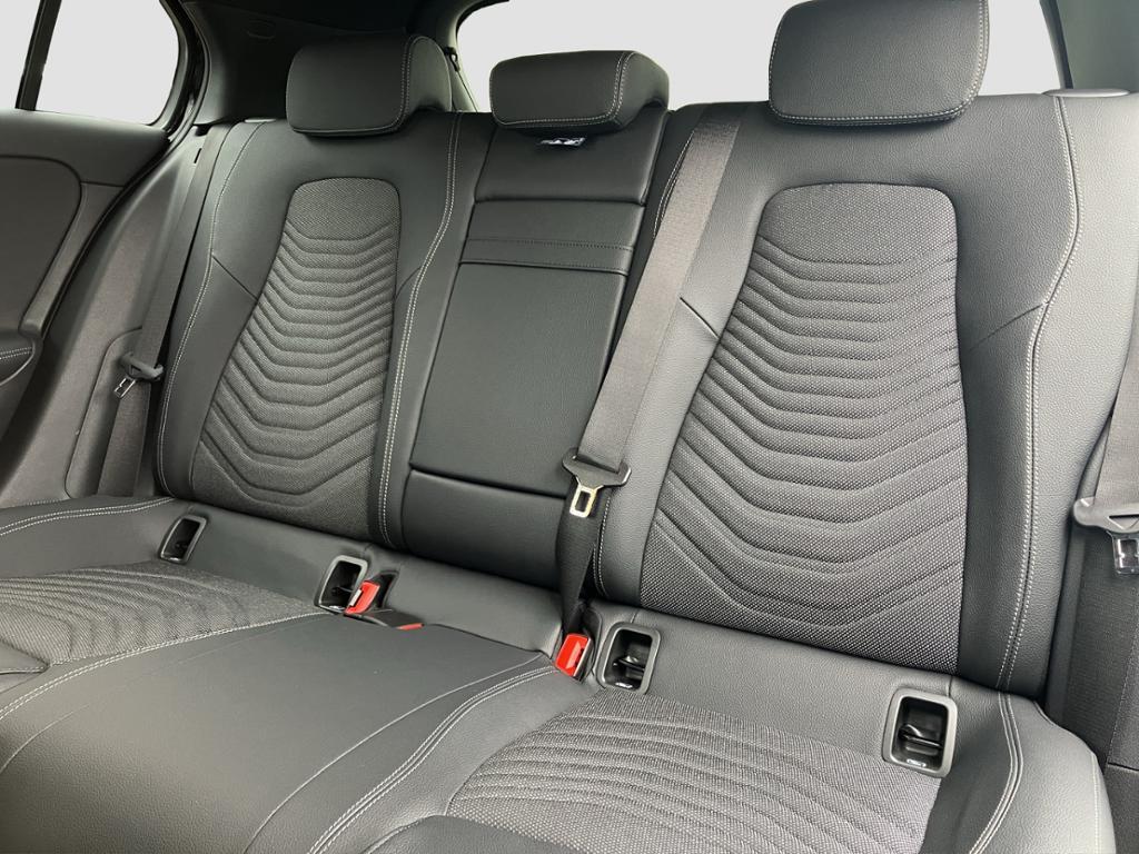 Mercedes-Benz A-Class Distronic*AHK*360*Night*Totwinkel-Assist*, миниатюра 12