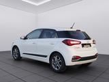 Hyundai i20 Style/Einparkh. v+h./SHZ/15"LMF/Bluetooth/Kl - Hyundai i20 Style mit Benzin-Antrieb