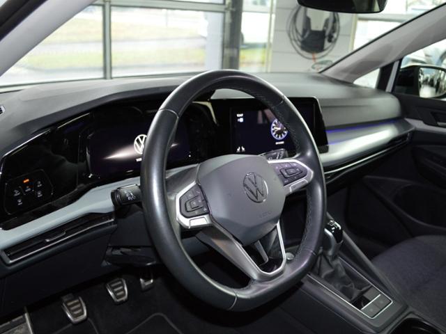 Volkswagen Golf VIII  2.0 TDI Move AHK LED ALU