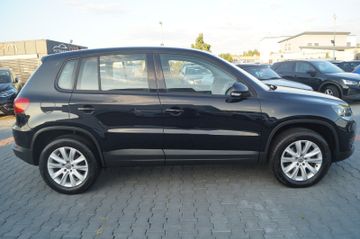 Volkswagen Tiguan - 9