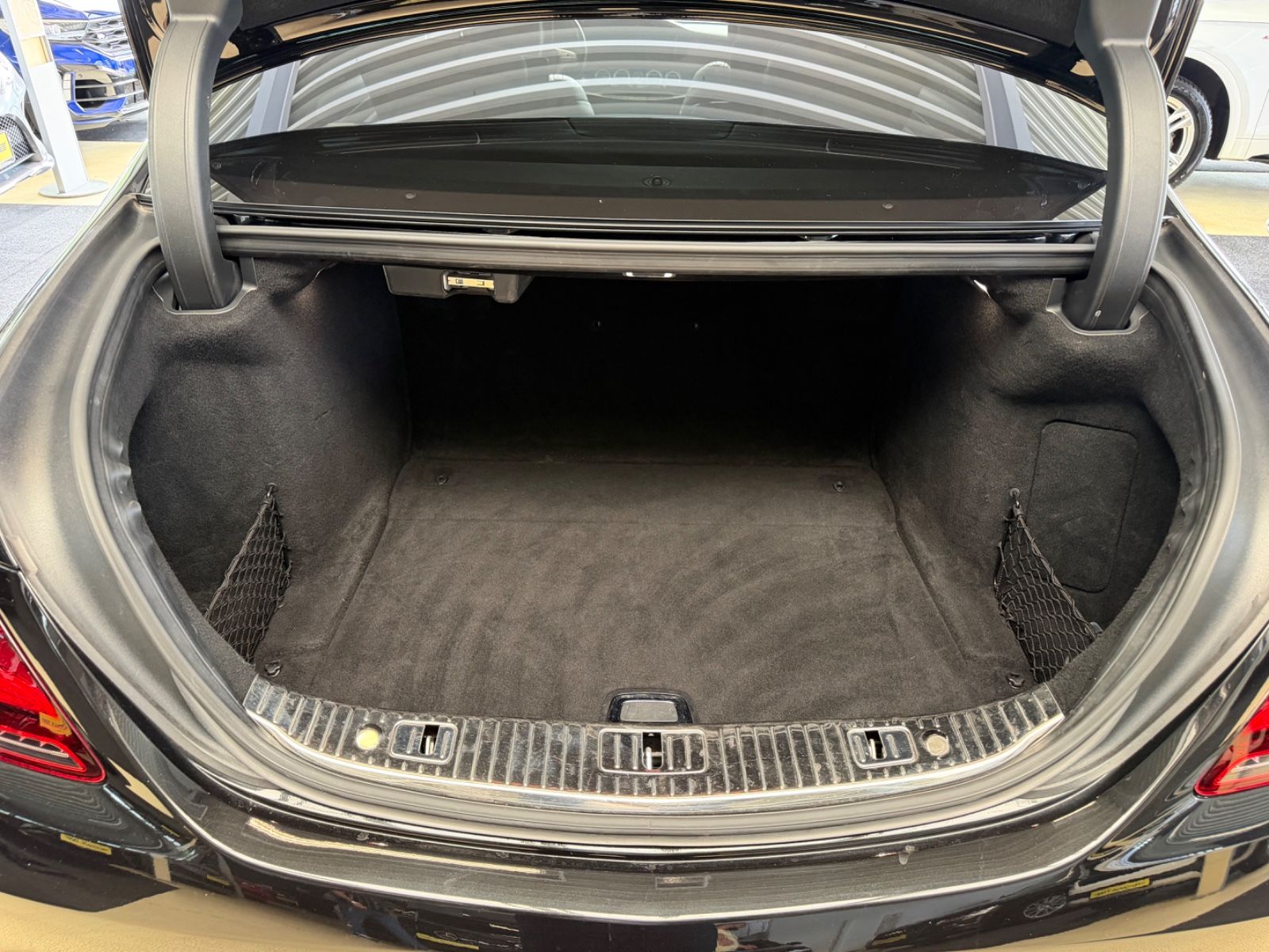 Fahrzeugabbildung Mercedes-Benz S 560 S Maybach Limousine 4Matic