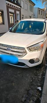 Ford Kuga 1.5 EcoBoost  Business Edition - Ford Kuga: Business Edition