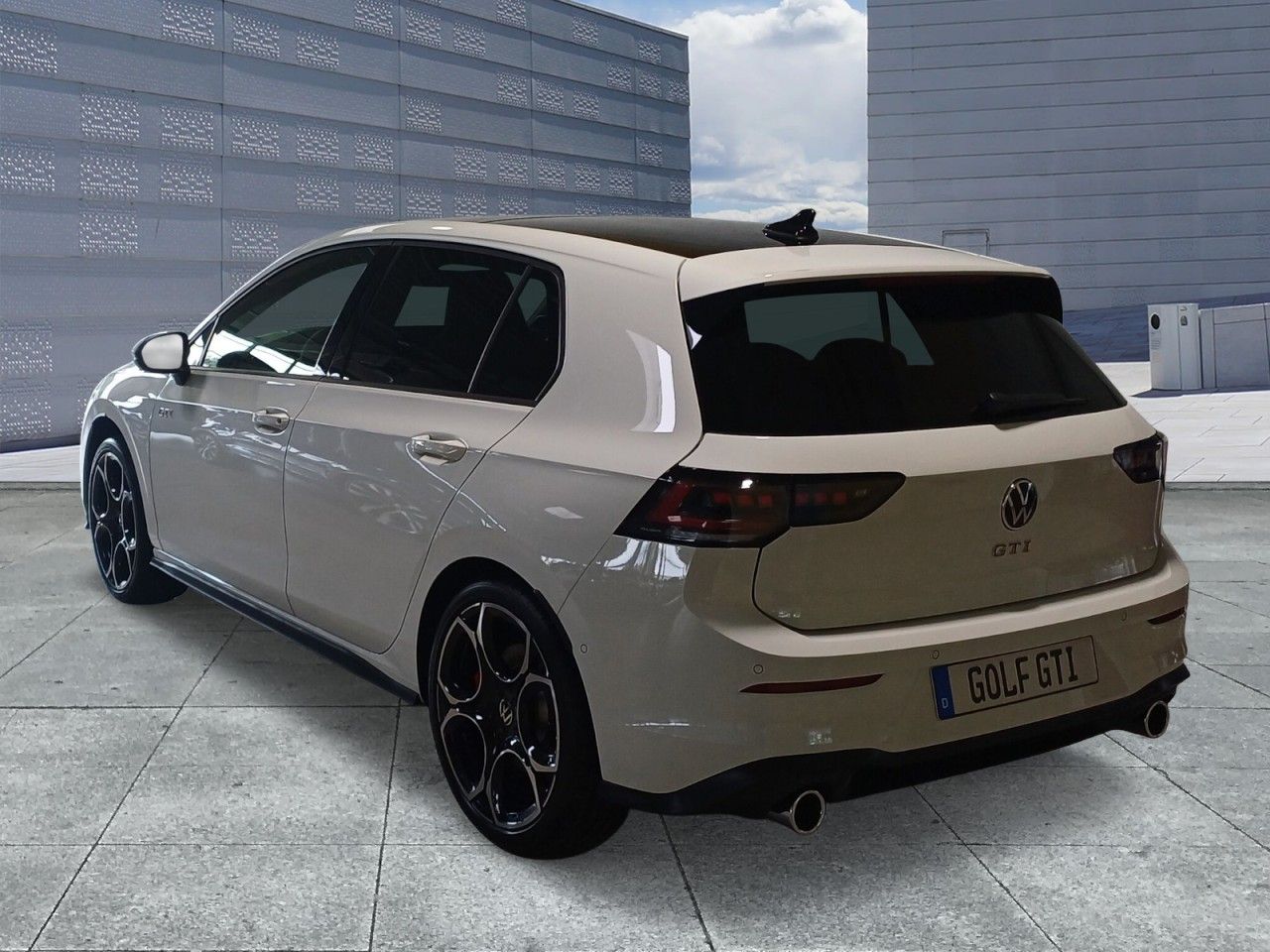 Volkswagen Golf VIII GTI 2.0 TSI DSG SHZ USB DAB LWS MAL RS foto 3