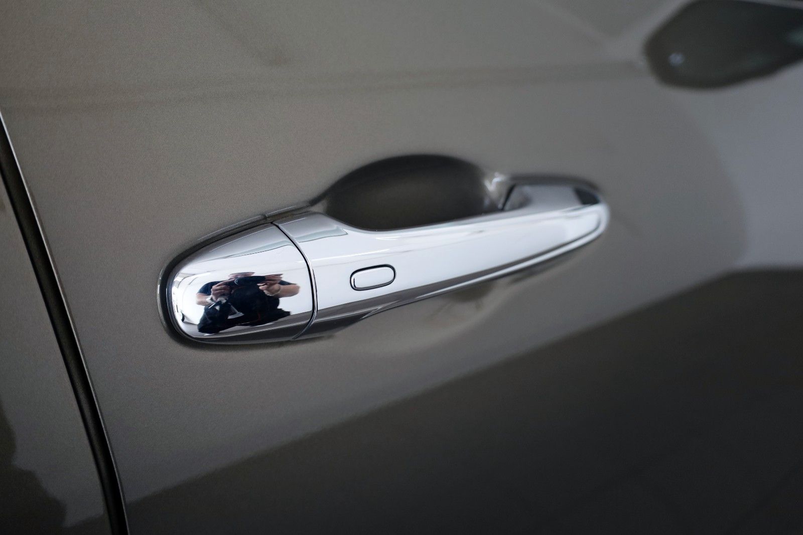 Fahrzeugabbildung Toyota Hilux 2.8 D-4D Executive, CarPlay, Kamera, Rollo