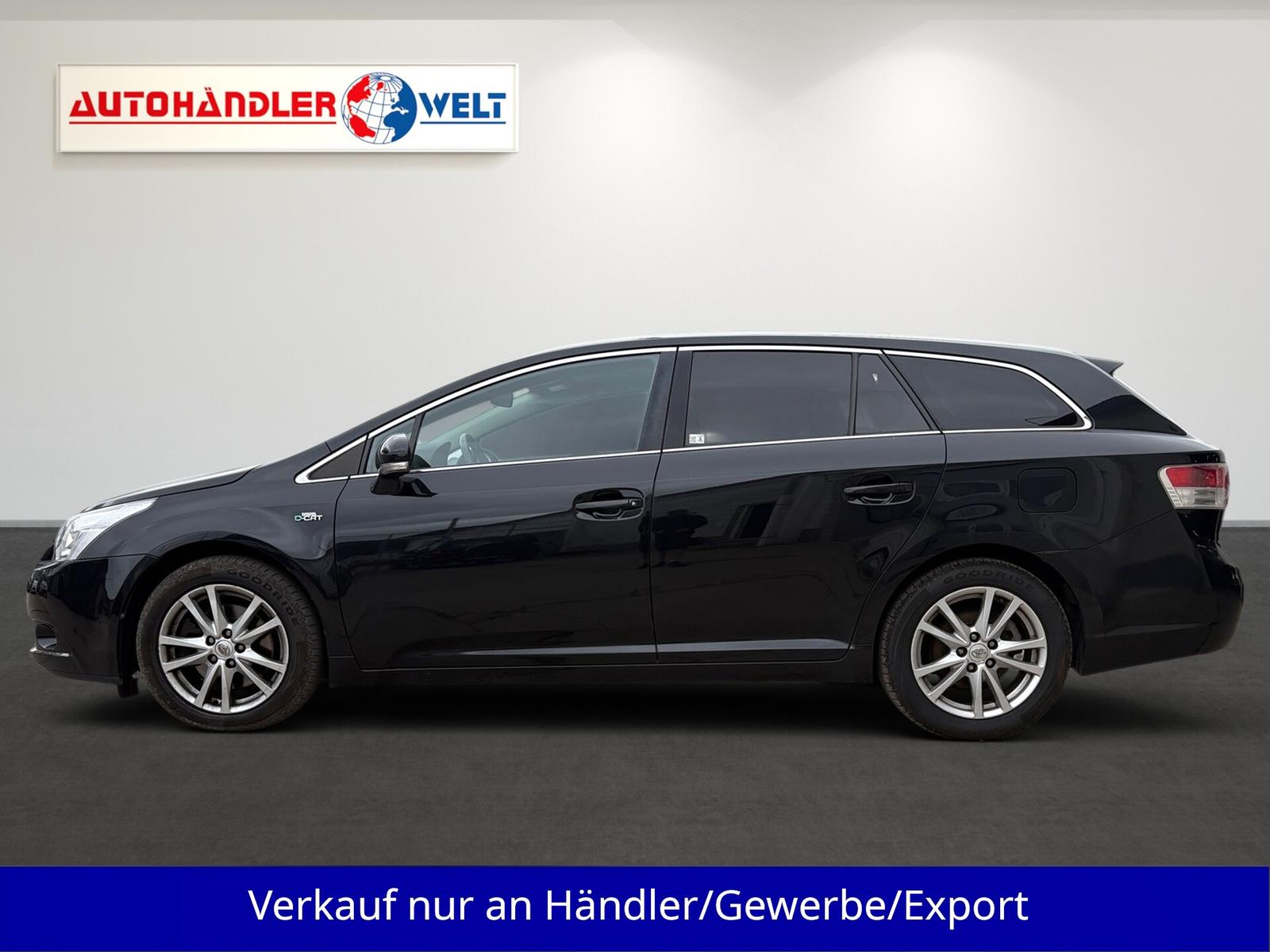 Toyota Avensis 2010 — photo 7