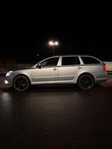 Skoda Octavia 1.8 Turbo Kombi Top Ausstattung - Skoda: Turbo