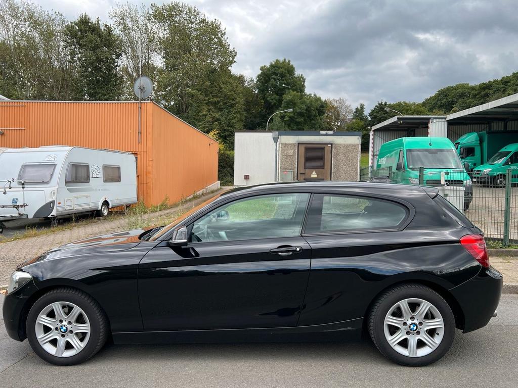 BMW 114